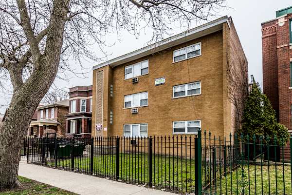 7706 S Saginaw Ave property